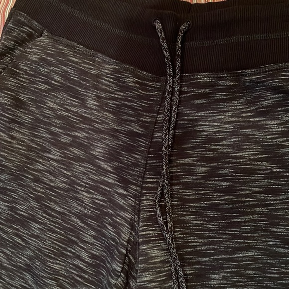 Pants - Picture 3 of 6